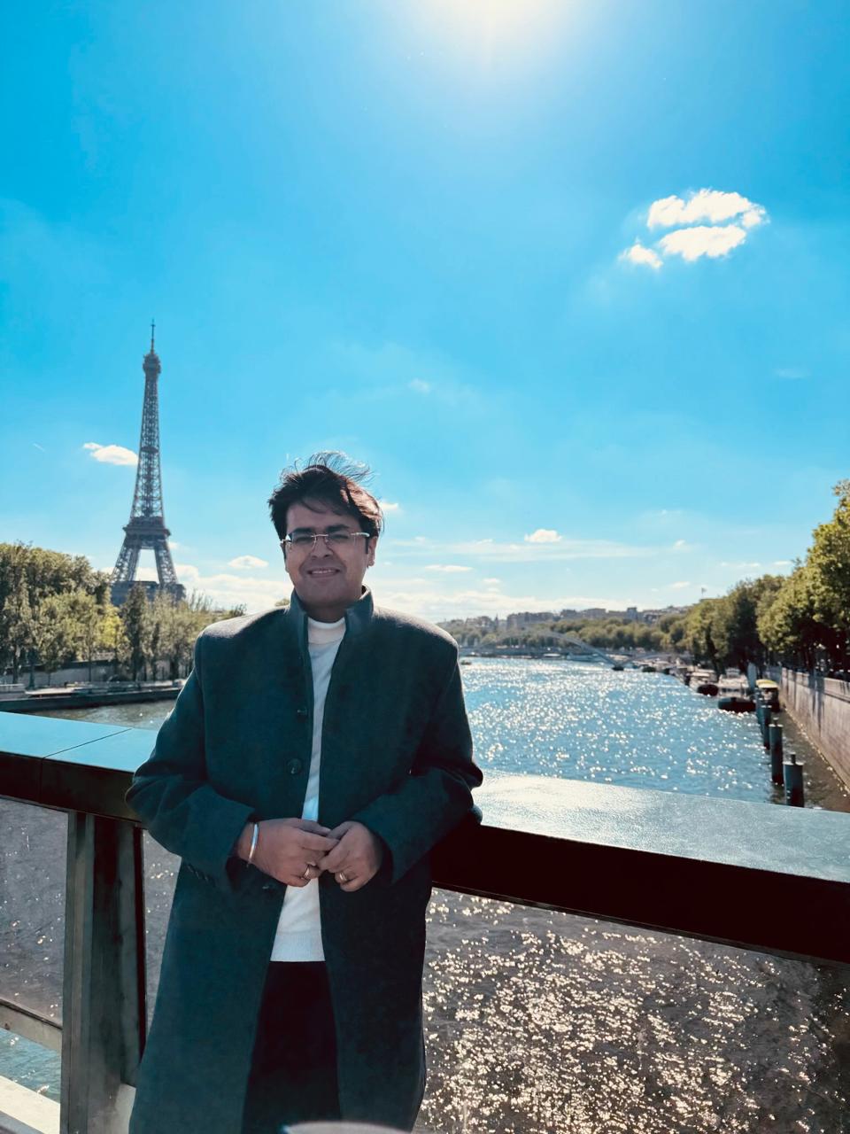 Dr. Ayush Tandon